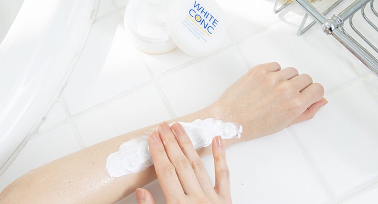 ホワイトコンクを腕に塗ってみた