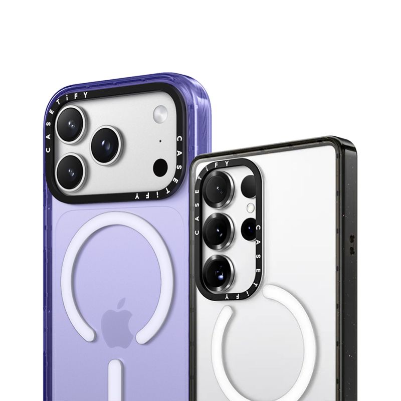 ケースティファイのスマホケース、パープルとクリア
