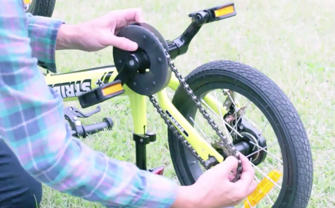 ストライダー 14xペダル取り付け