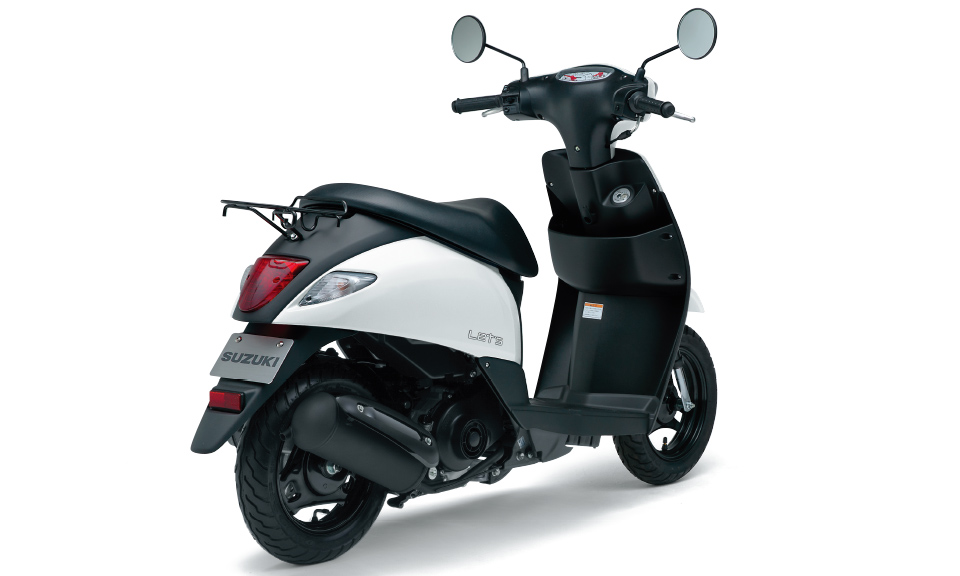 グレーのスズキレッツの写真